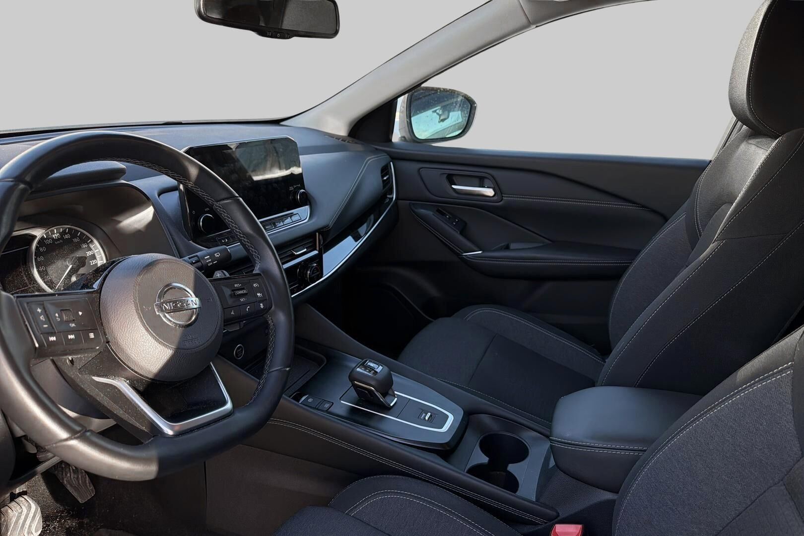 Nissan Qashqai iso kuva 1