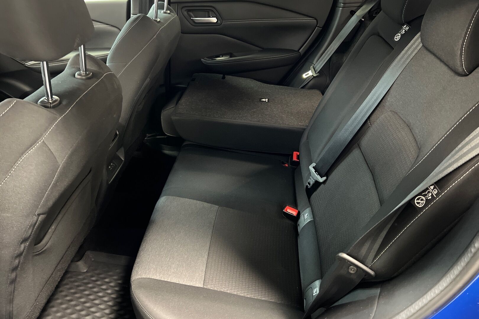 Nissan Qashqai iso kuva 10