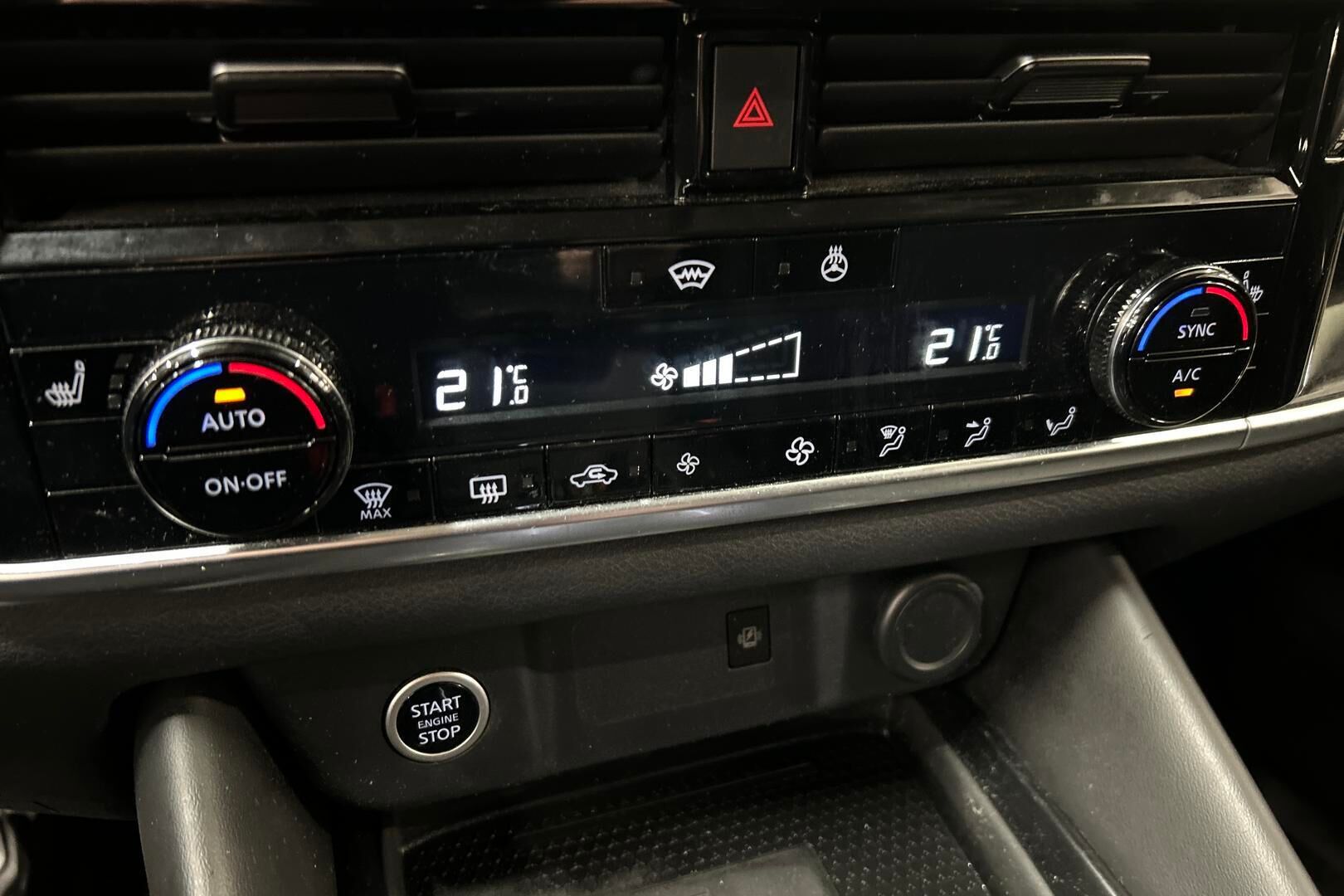 Nissan Qashqai iso kuva 21