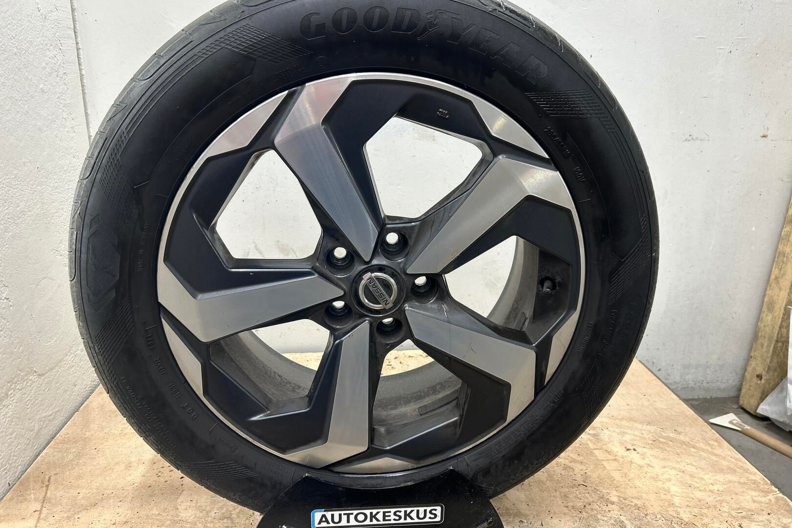 Nissan Qashqai iso kuva 23