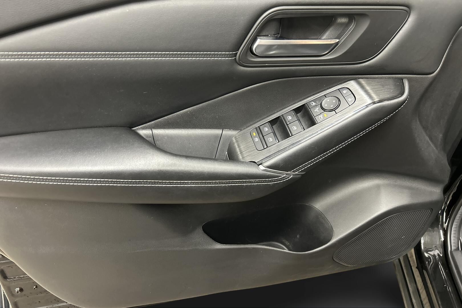 Nissan Qashqai iso kuva 12