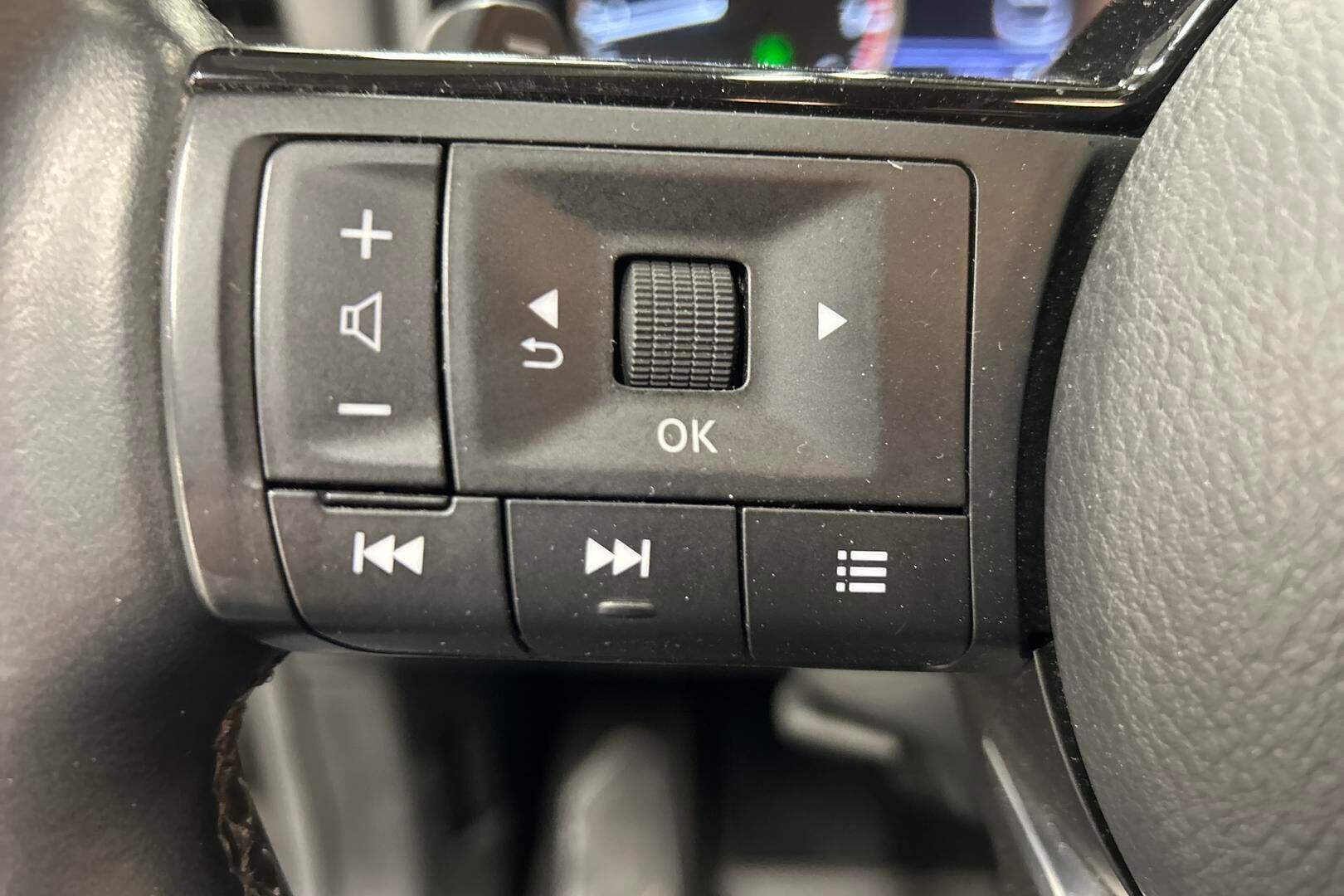 Nissan Qashqai iso kuva 13