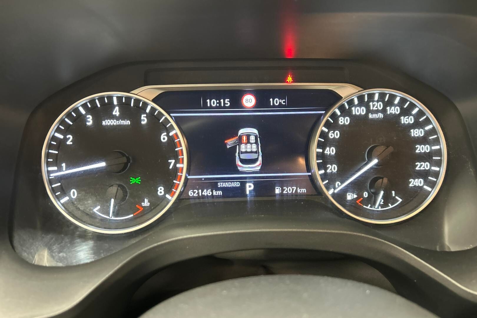 Nissan Qashqai iso kuva 14