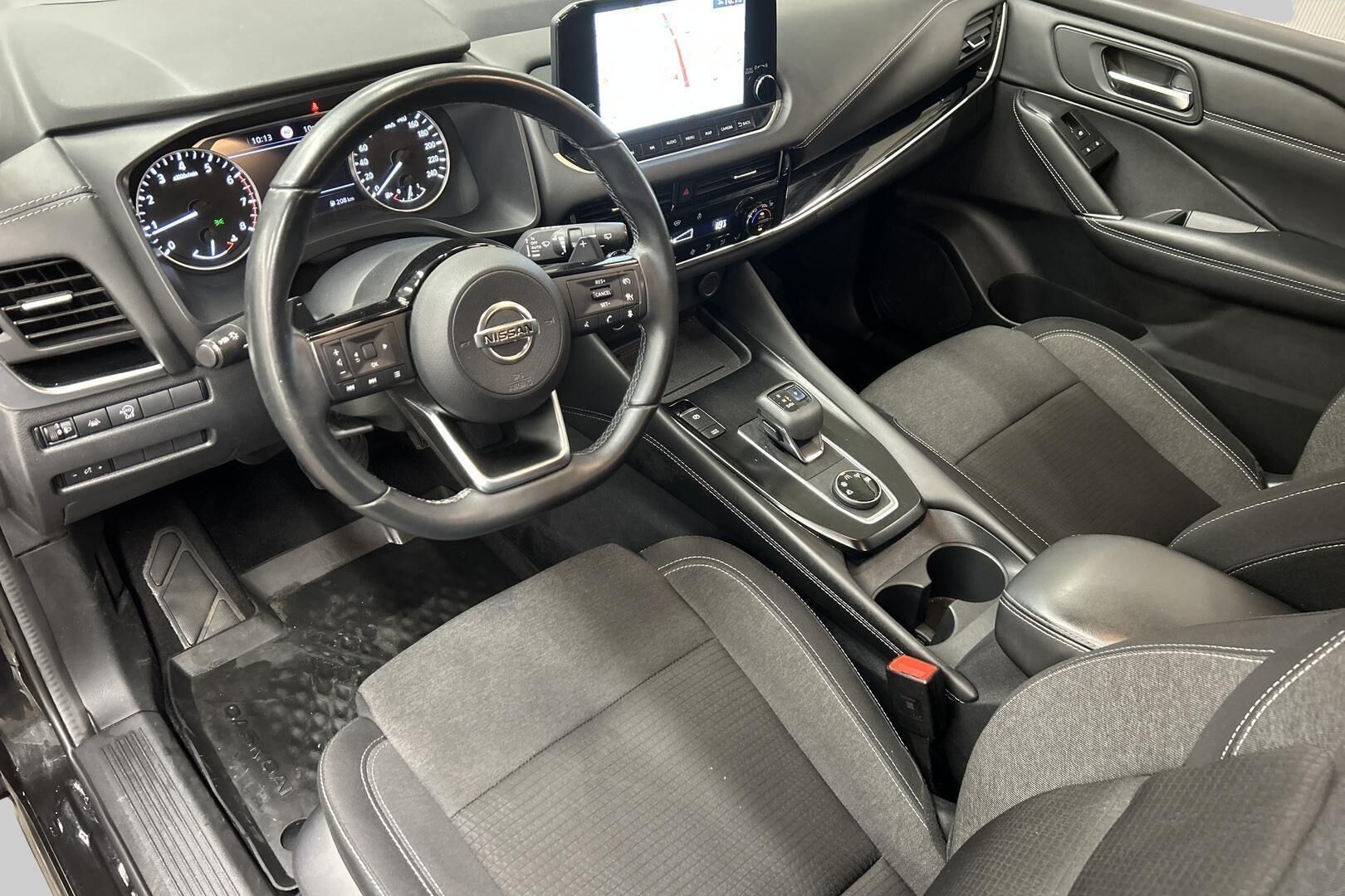 Nissan Qashqai iso kuva 21