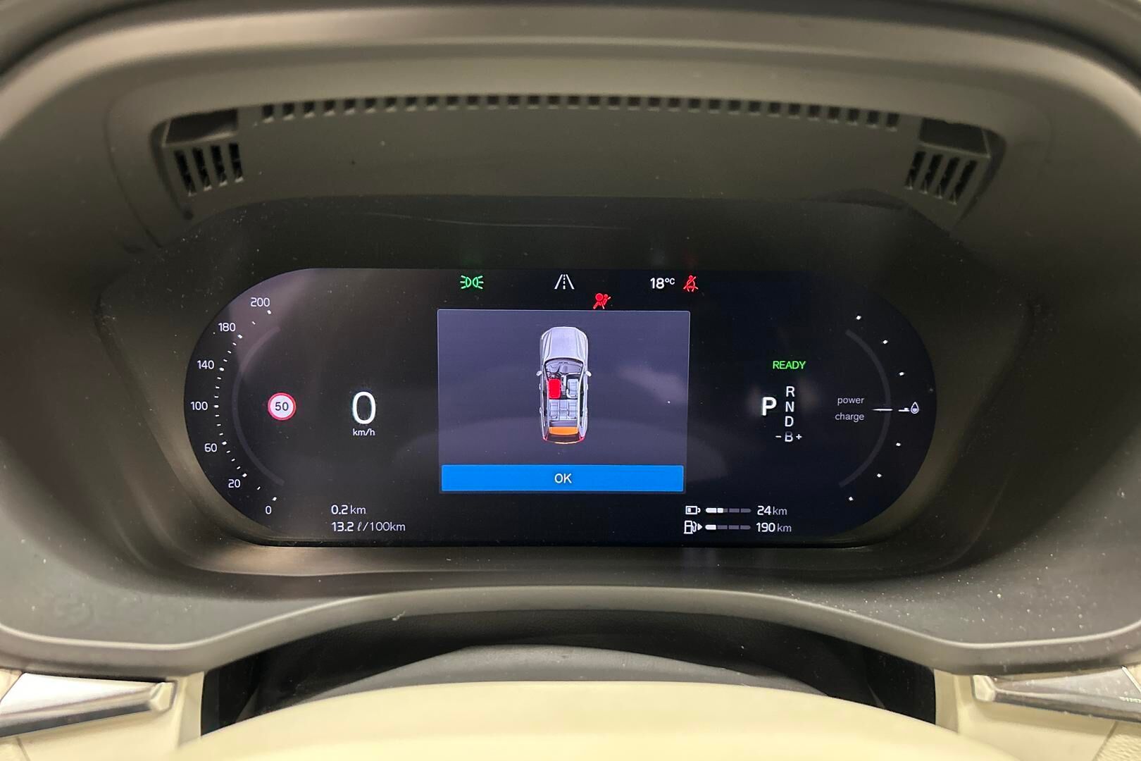 Volvo XC60 iso kuva 9
