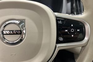 Volvo XC60 esikatselu 11