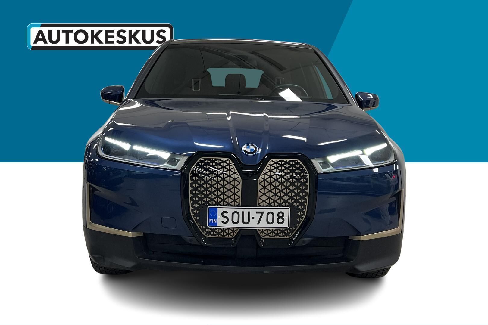 BMW iX iso kuva 1