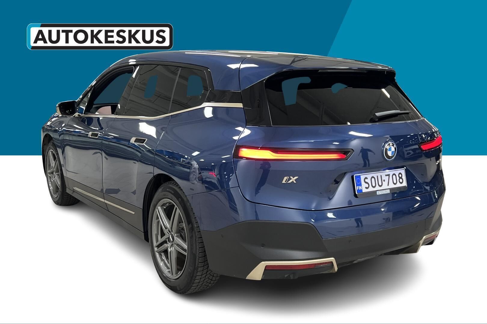 BMW iX iso kuva 6