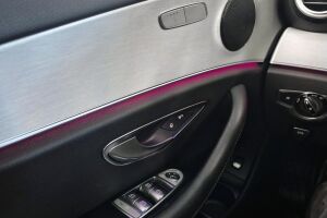 Mercedes-Benz E esikatselu 20