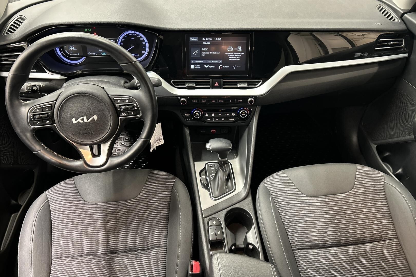 Kia Niro iso kuva 11