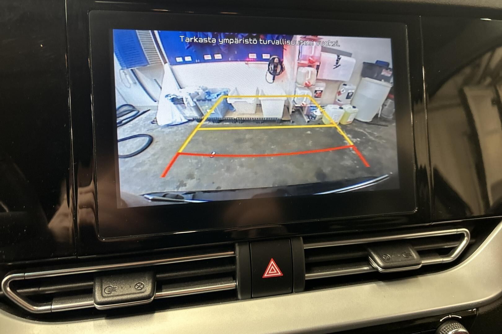 Kia Niro iso kuva 20