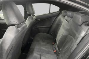 Lexus UX esikatselu 10