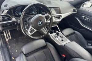 BMW 3-sarja esikatselu 1