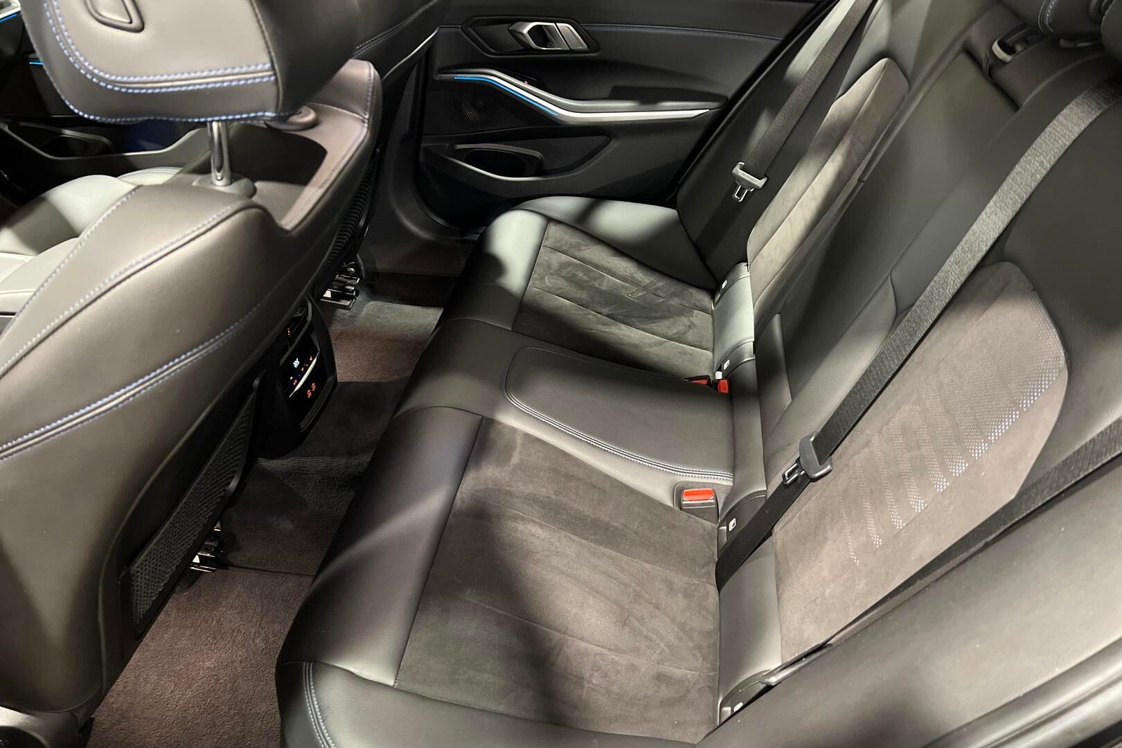 BMW 3-sarja iso kuva 19