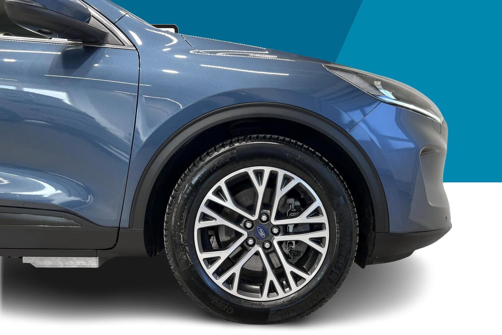 Ford Kuga iso kuva 13