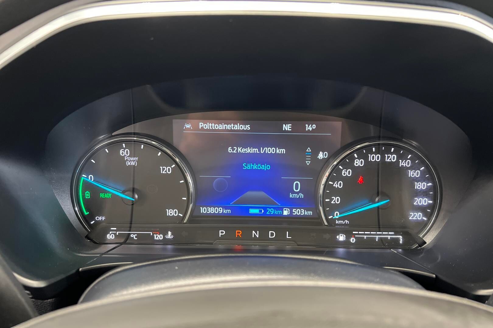 Ford Kuga iso kuva 14