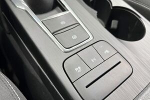 Ford Kuga esikatselu 19