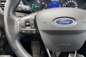Ford Kuga esikatselu 22