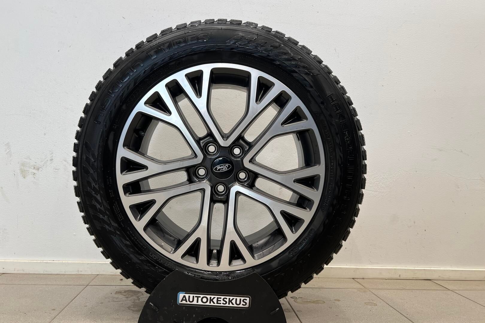 Ford Kuga iso kuva 27