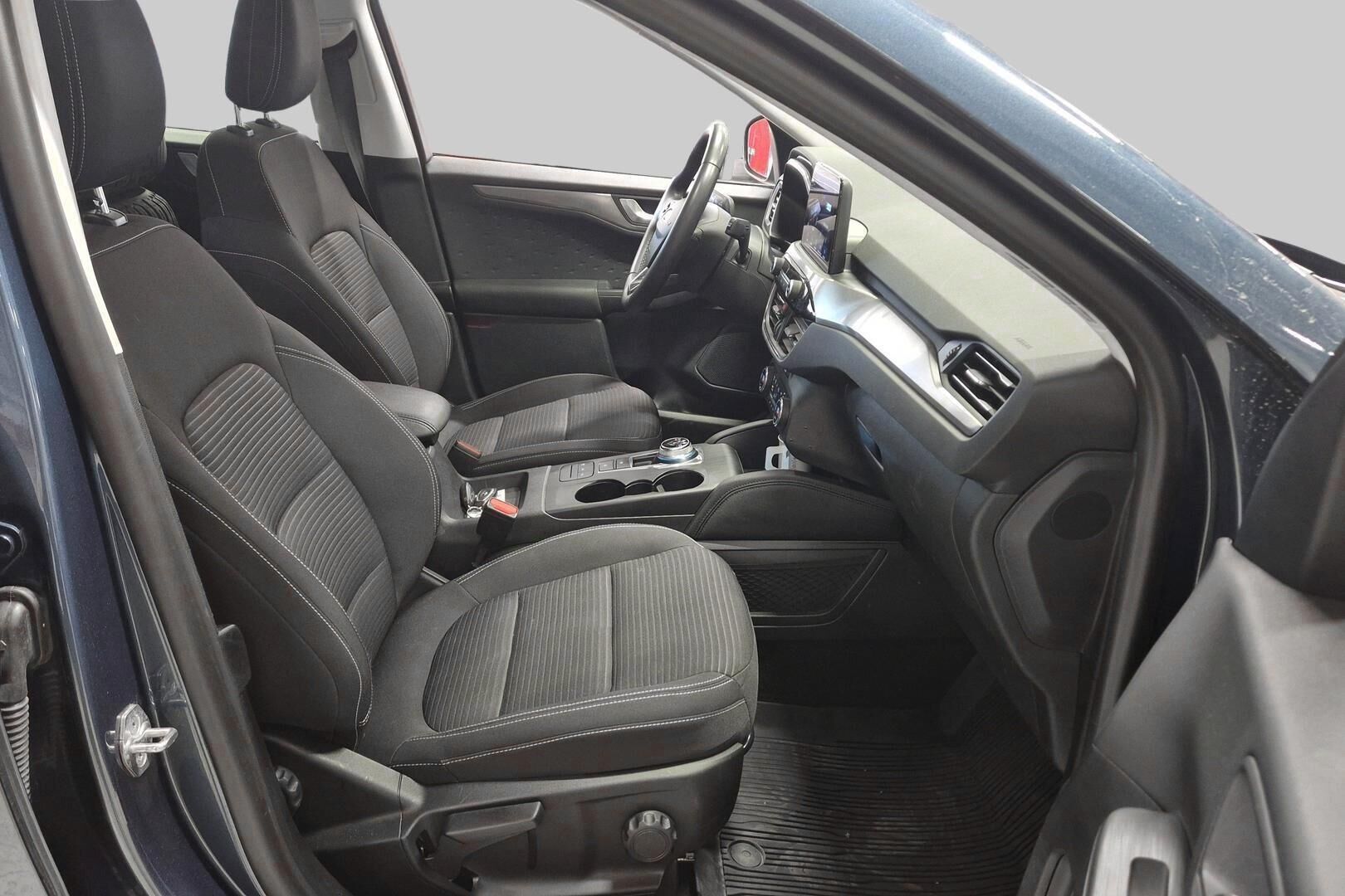 Ford Kuga iso kuva 4