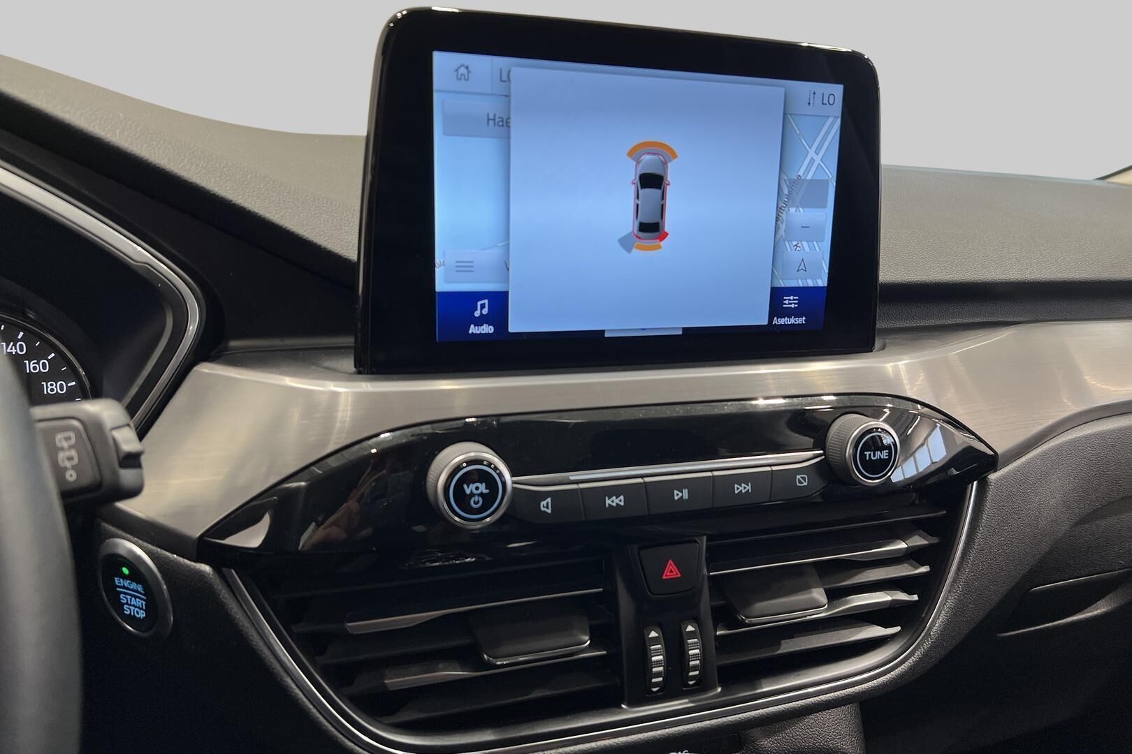 Ford Kuga iso kuva 14