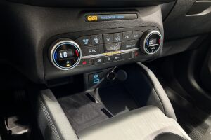 Ford Kuga esikatselu 19
