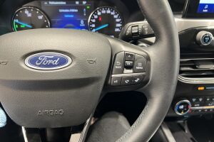 Ford Kuga esikatselu 23