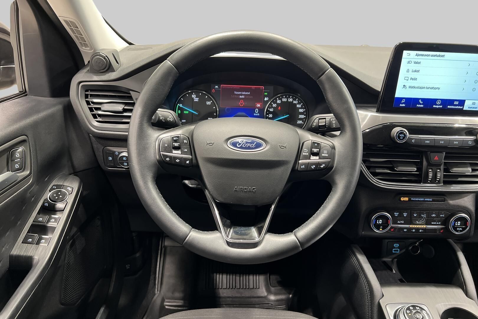 Ford Kuga iso kuva 29