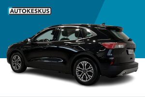 Ford Kuga esikatselu 6