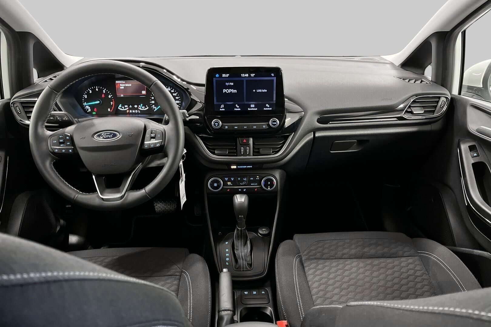 Ford Fiesta iso kuva 11