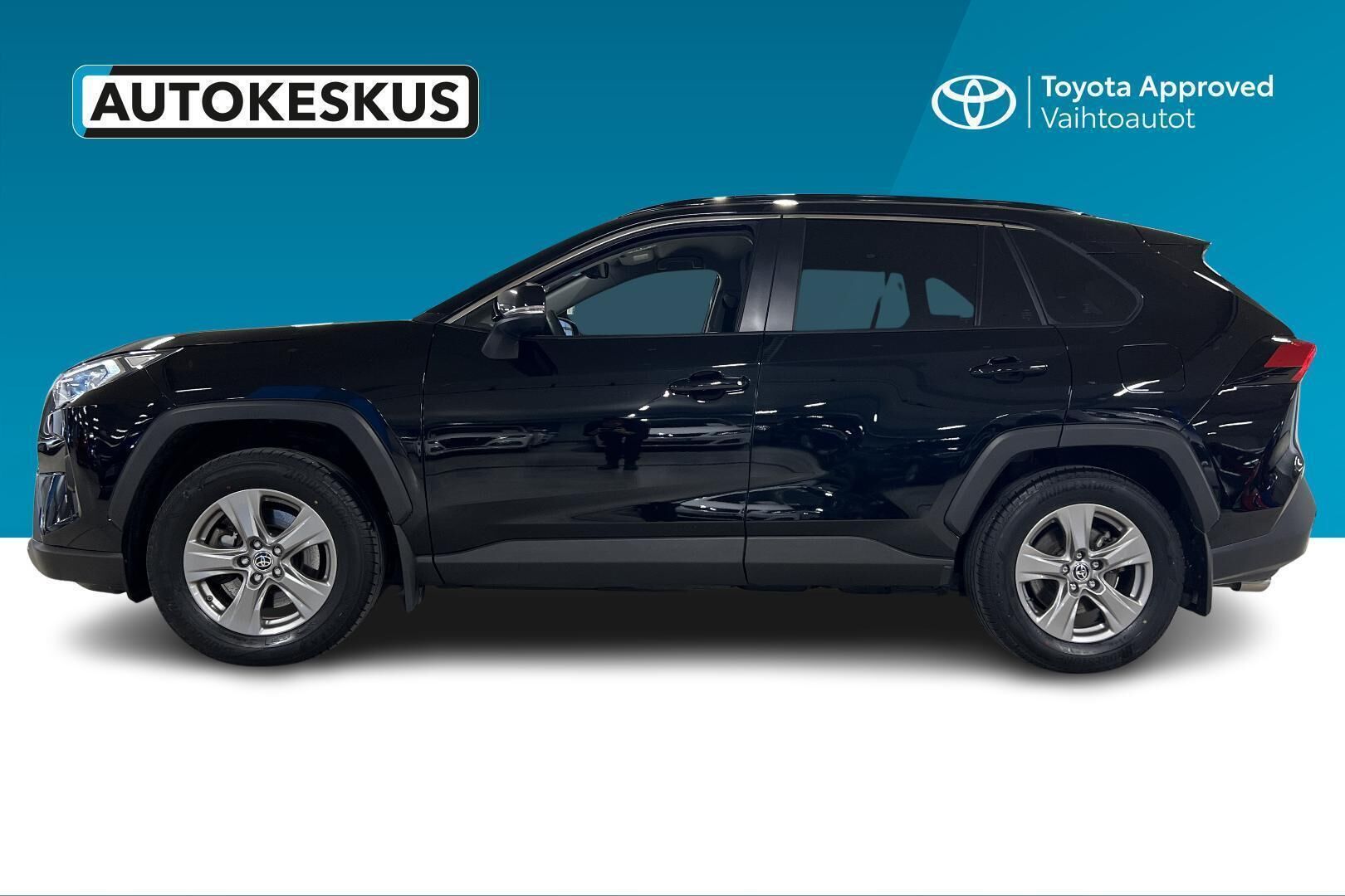 Toyota RAV4 iso kuva 6