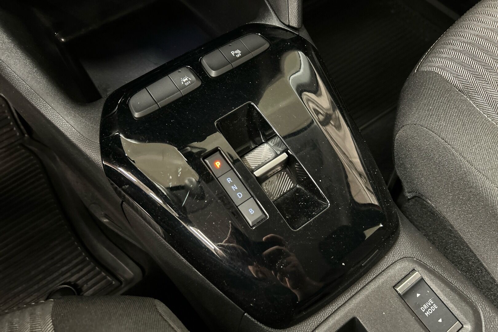 Opel Corsa-e iso kuva 14