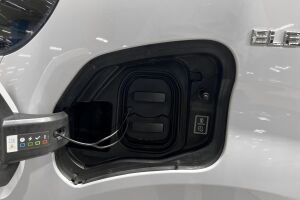 Toyota Proace Verso EV esikatselu 12