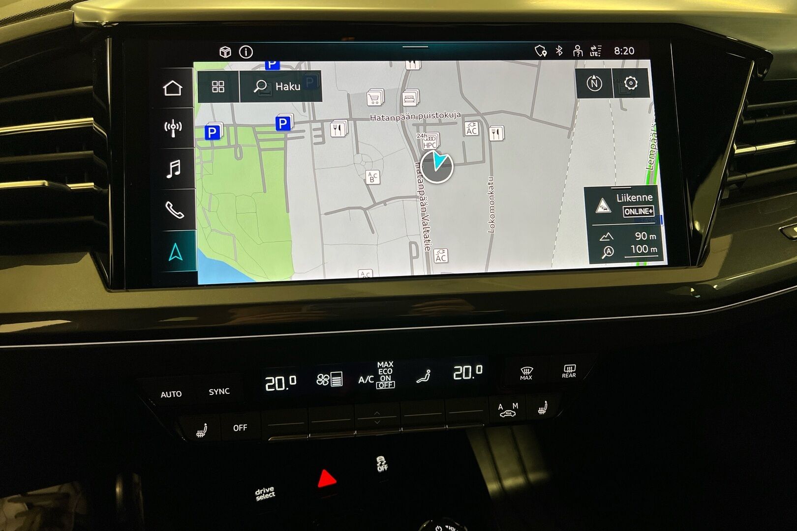 Audi Q4 e-tron iso kuva 7