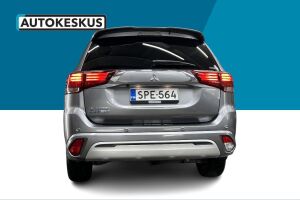 Mitsubishi Outlander PHEV esikatselu 5