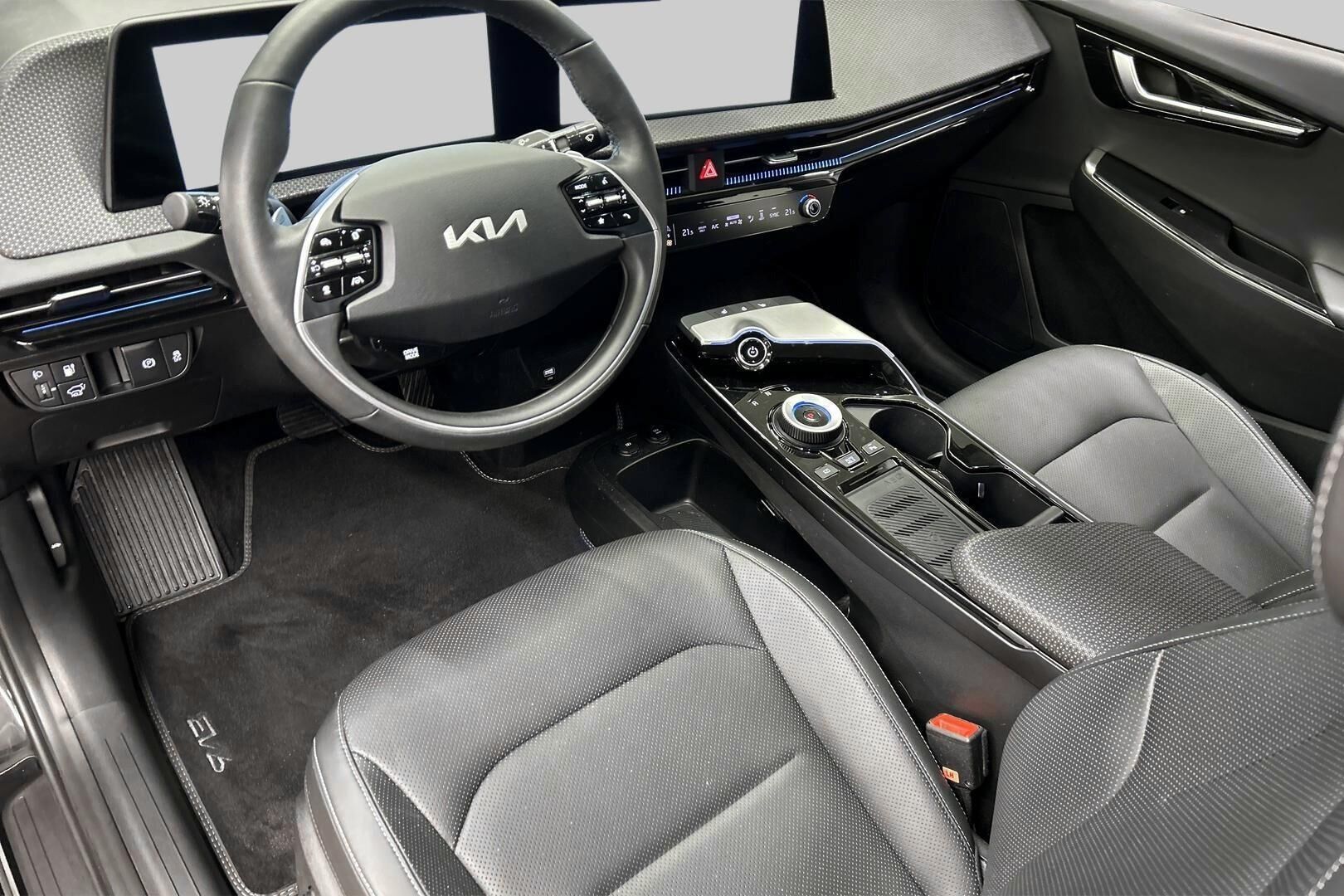 Kia EV6 iso kuva 8