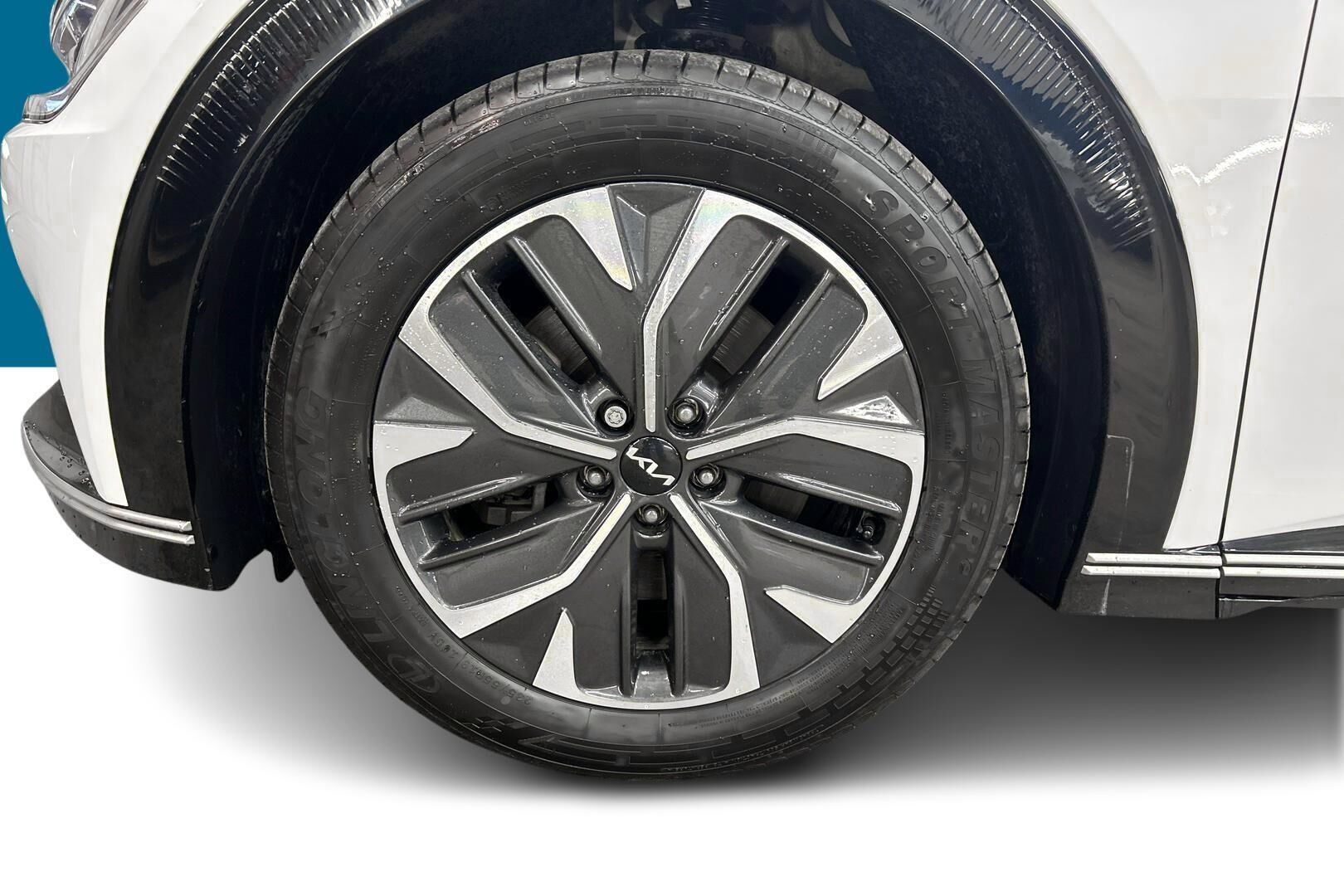Kia EV6 iso kuva 13