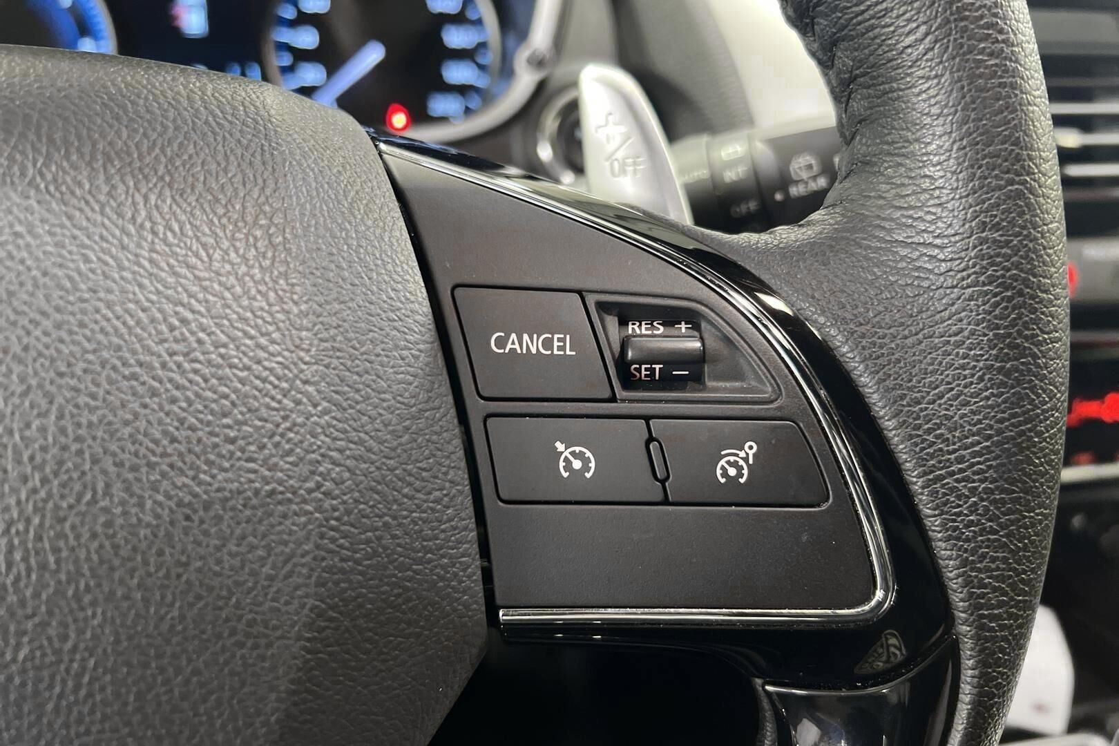 Mitsubishi Eclipse Cross iso kuva 20