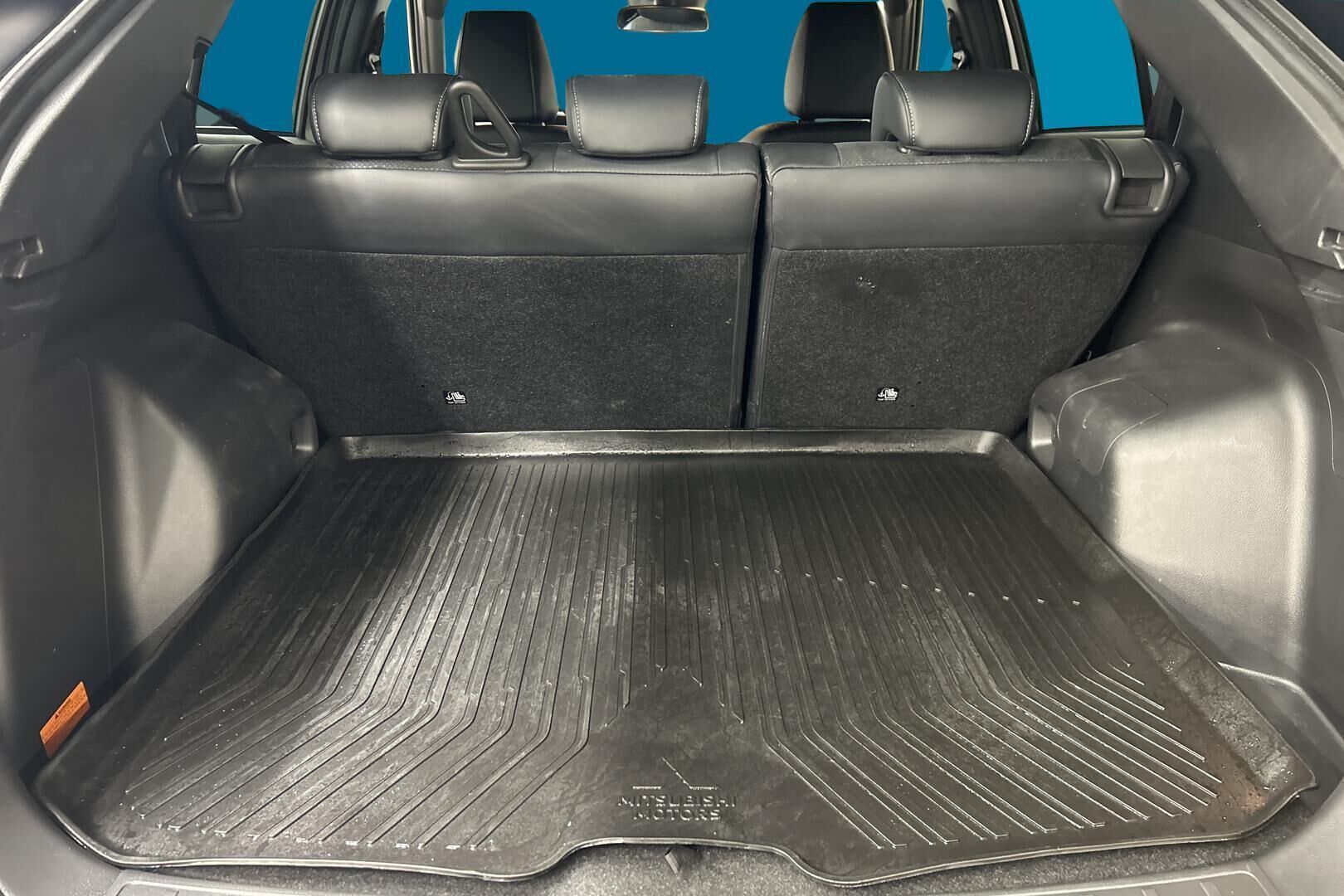 Mitsubishi Eclipse Cross iso kuva 12
