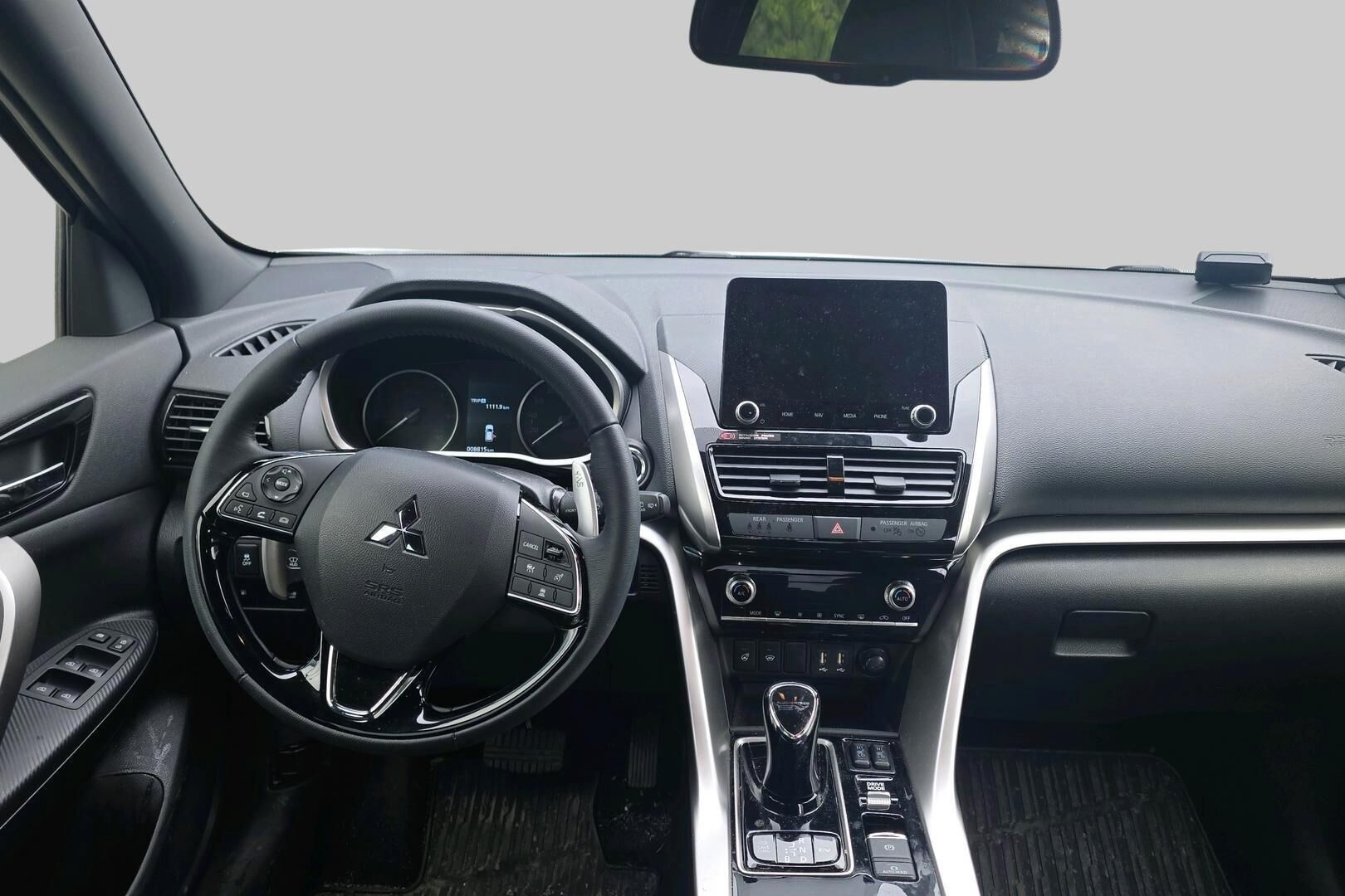 Mitsubishi Eclipse Cross iso kuva 1