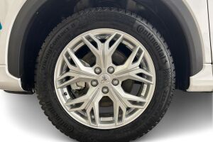 Mitsubishi Eclipse Cross esikatselu 12