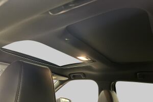 Mitsubishi Eclipse Cross esikatselu 19