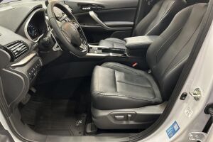Mitsubishi Eclipse Cross esikatselu 8