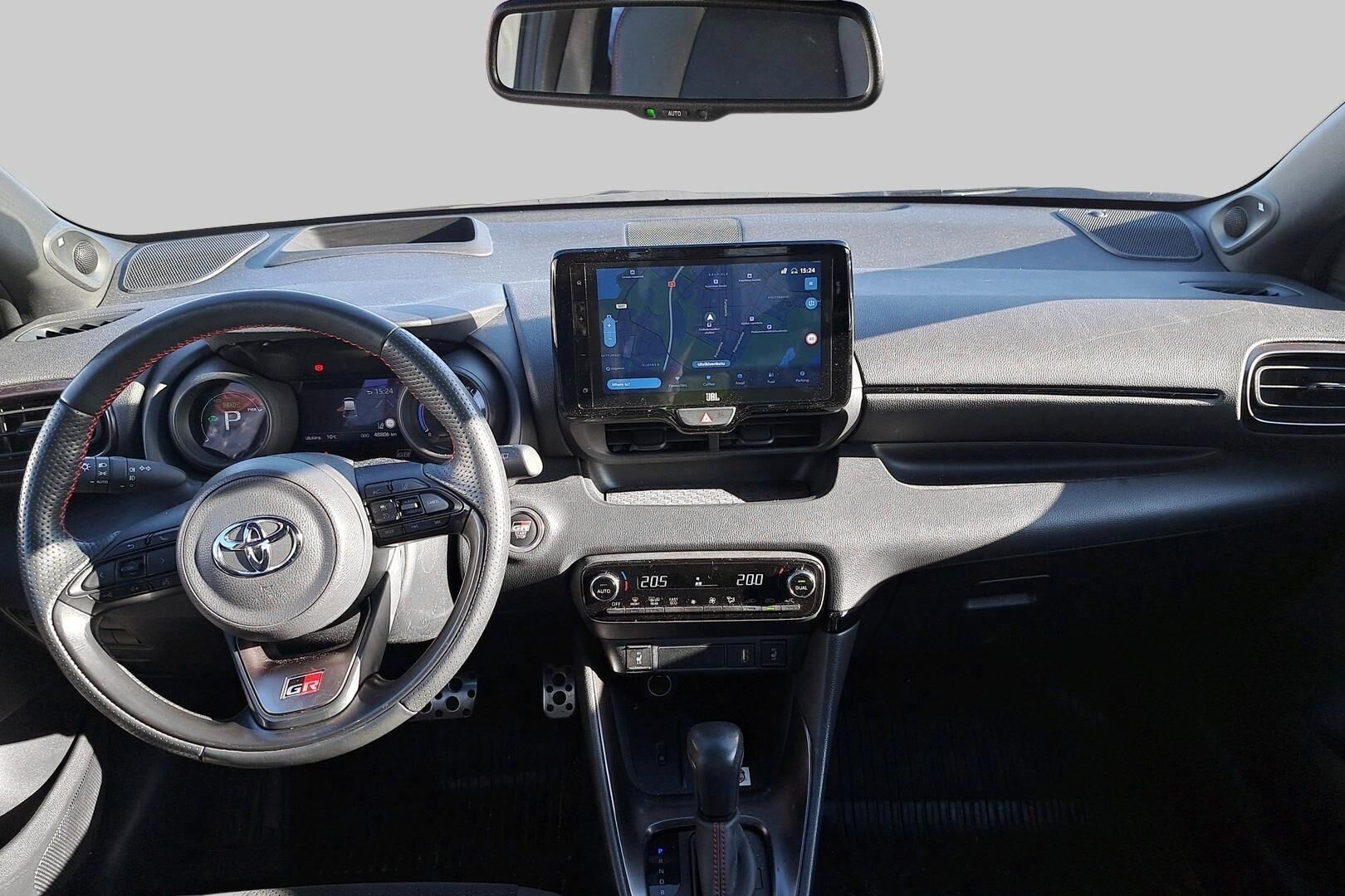 Toyota Yaris iso kuva 1