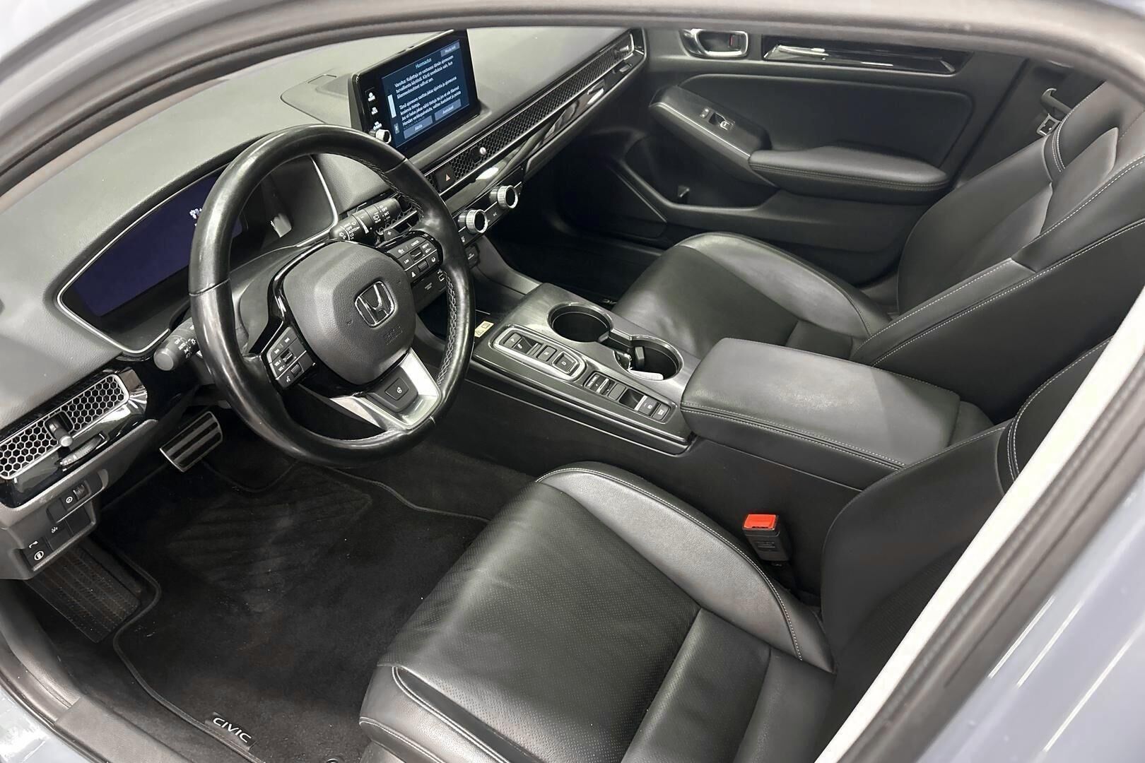 Honda Civic iso kuva 8