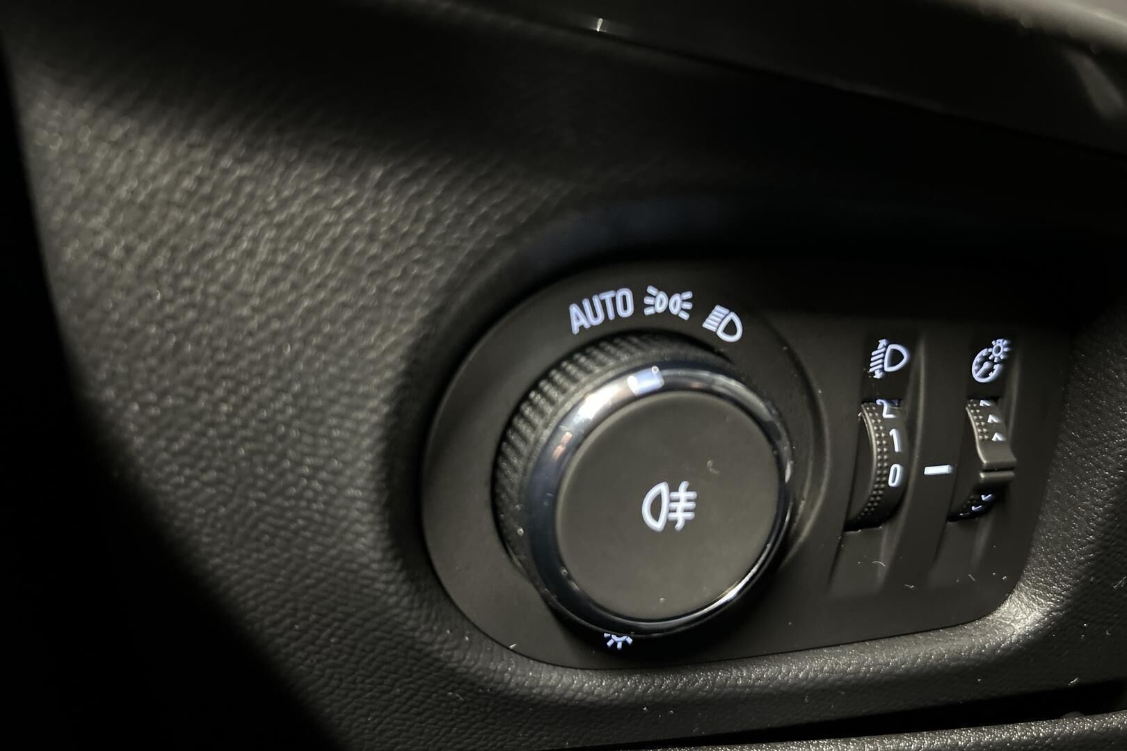 Opel Mokka iso kuva 19