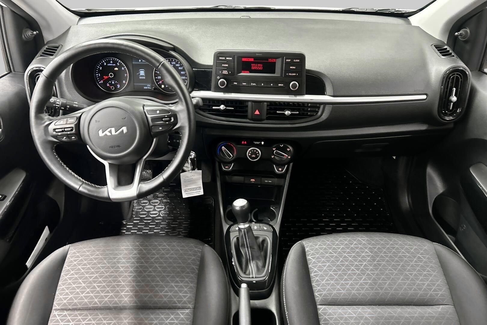 Kia Picanto iso kuva 11