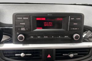 Kia Picanto esikatselu 15
