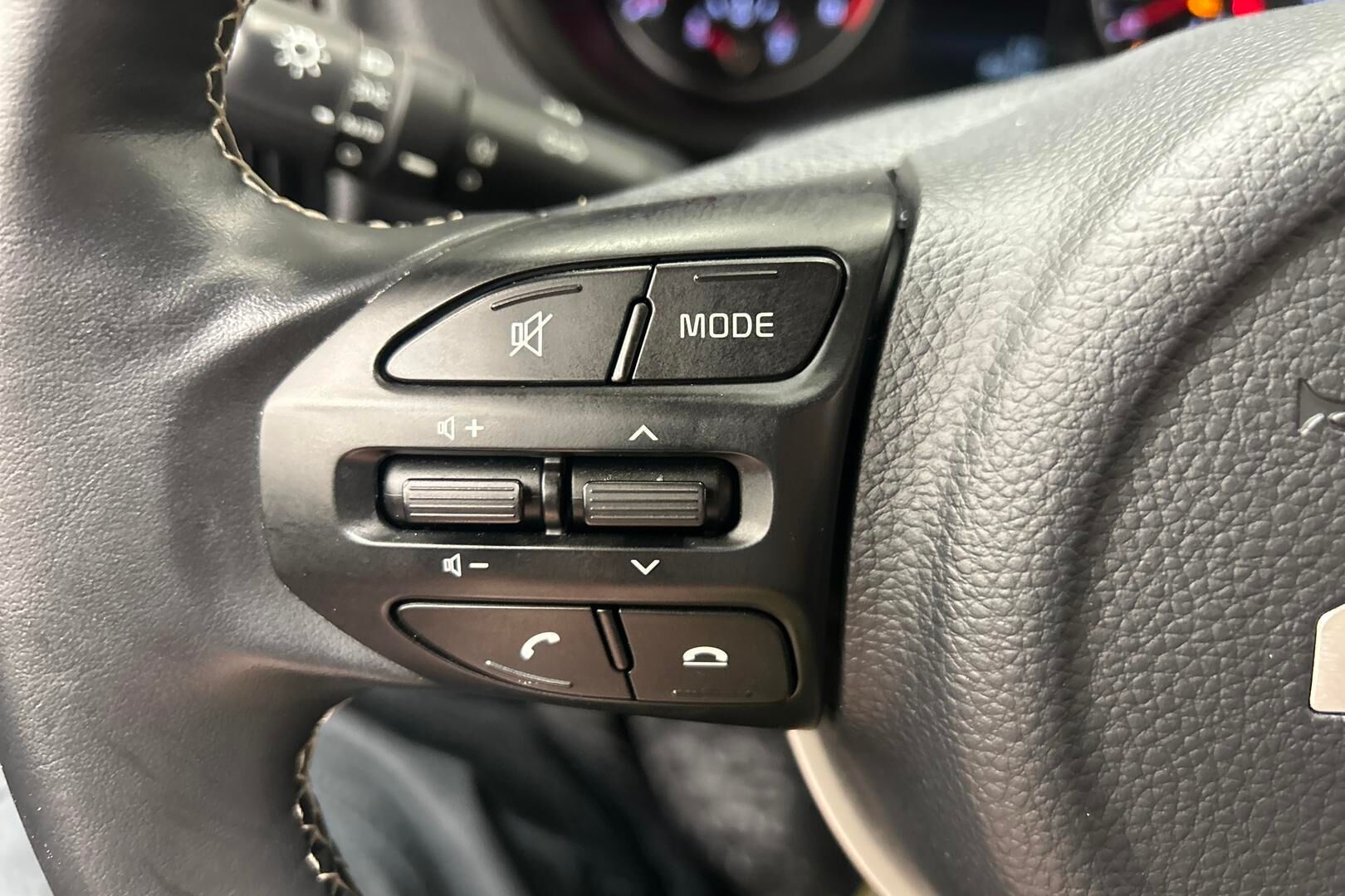 Kia Picanto iso kuva 18