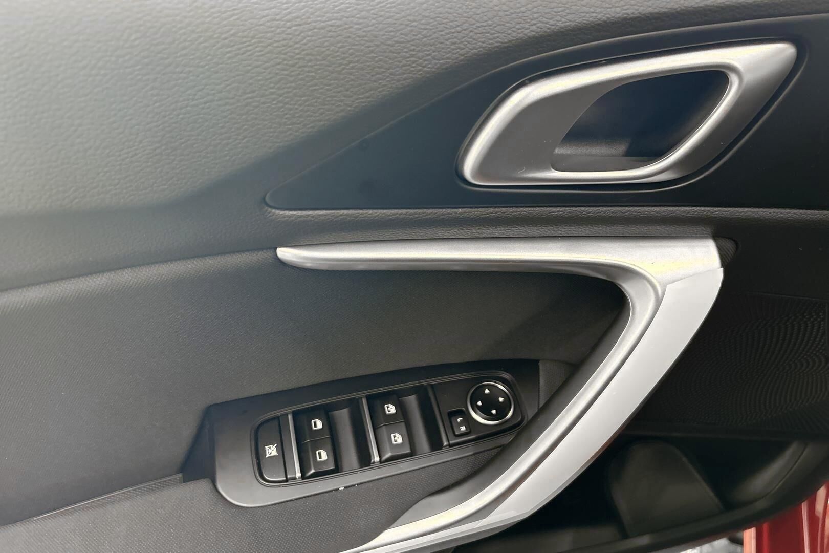Kia Ceed iso kuva 11